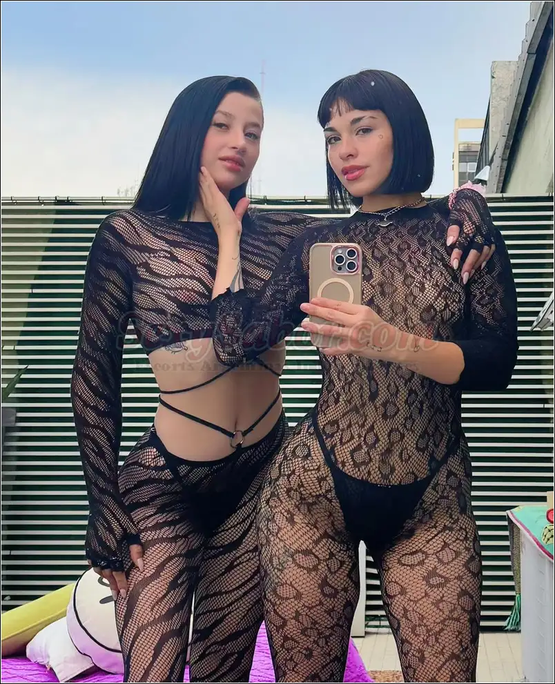 Aby y Ari 15-2747-8298