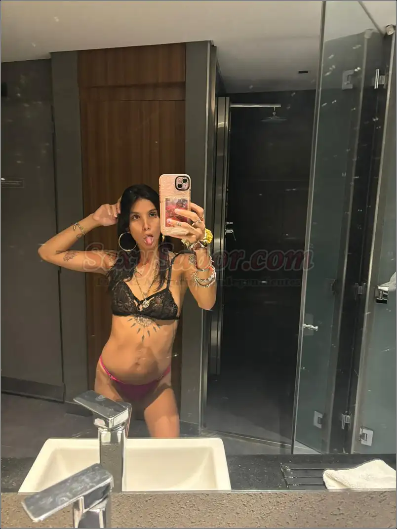 Aitana 15-3300-6519