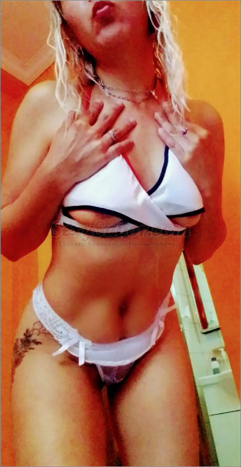 Brenda 15-2299-7868