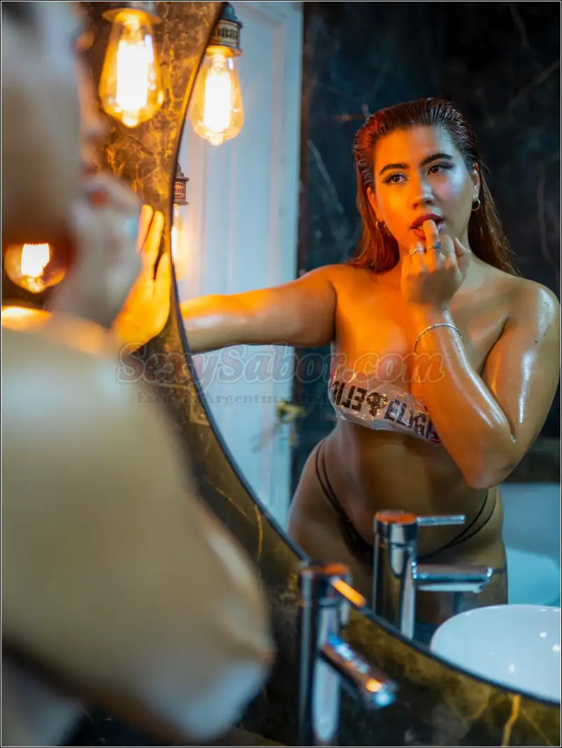 Isabella 15-3035-9942