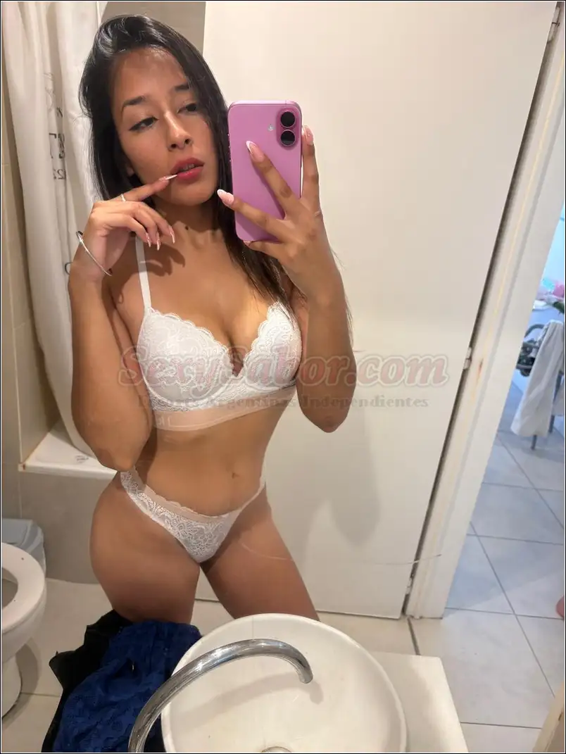 Lola 15-2533-7945