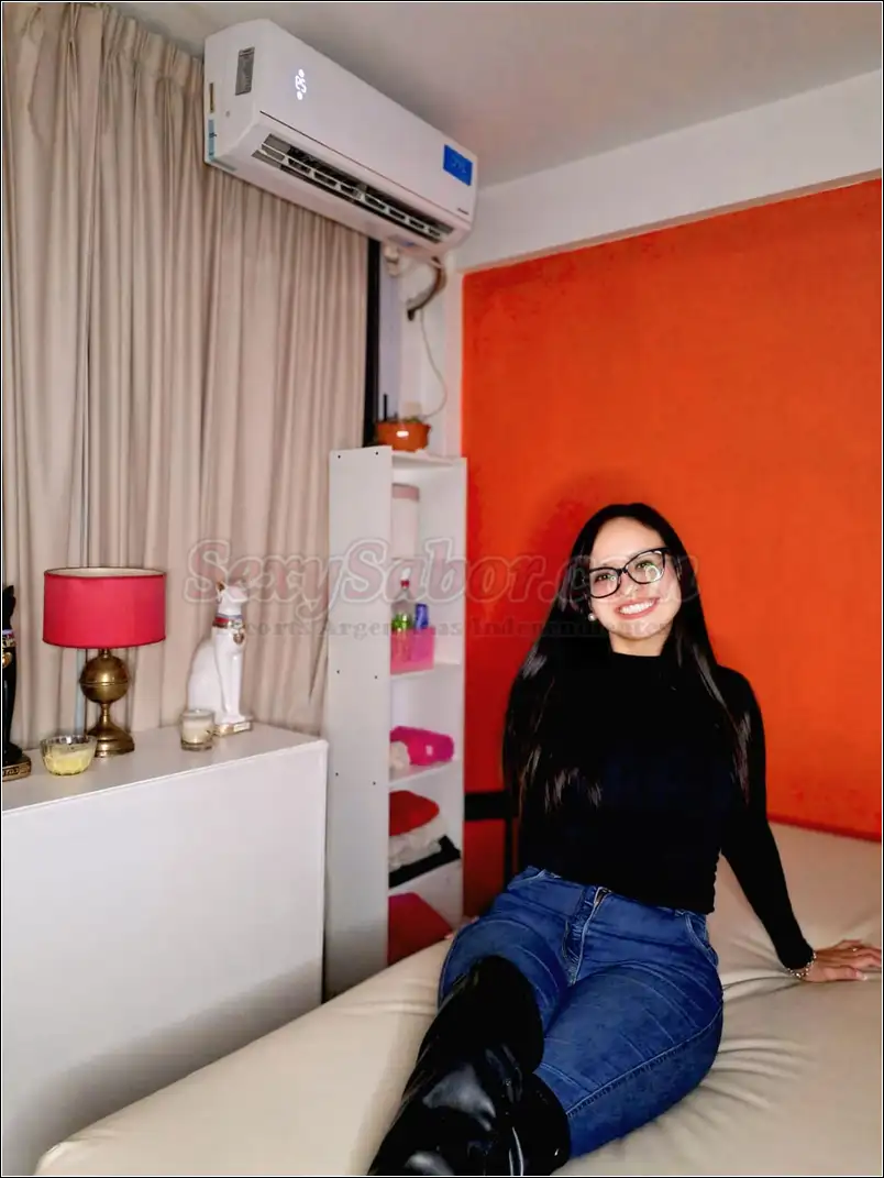 Vanessa 15-6971-4147