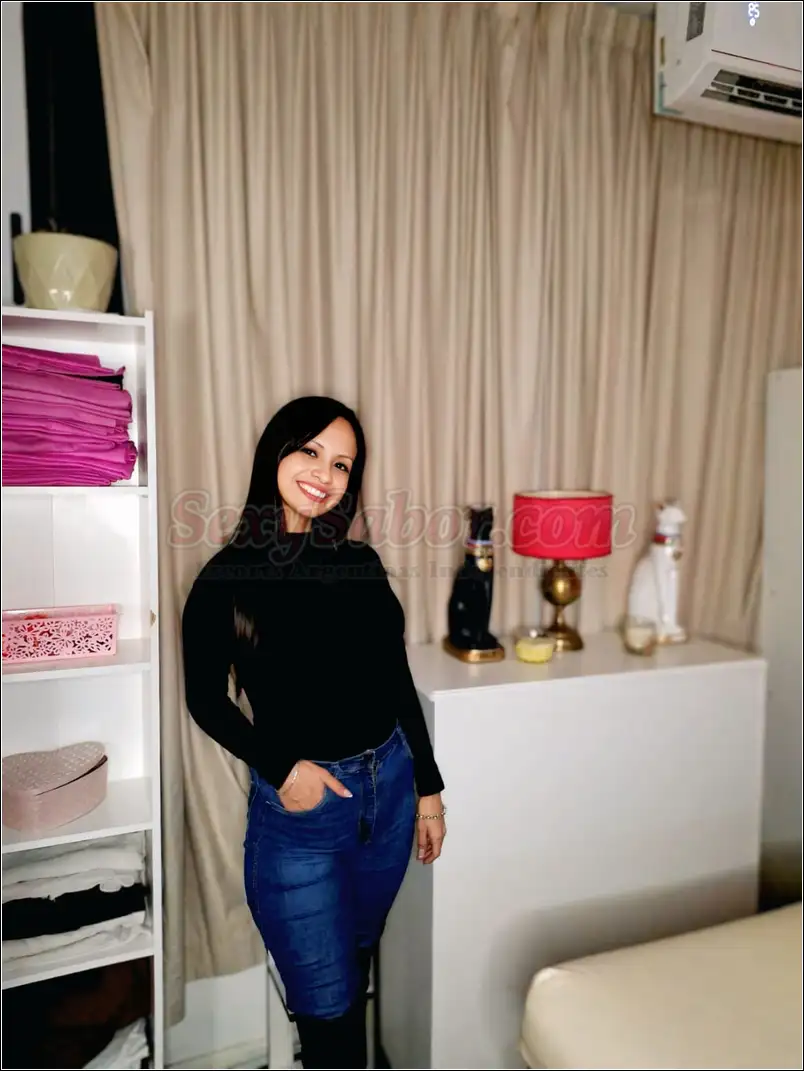 Vanessa 15-6971-4147