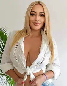 Laura 15-2287-5696