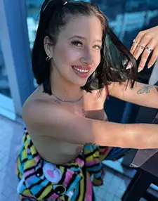 Briana 15-2747-8298