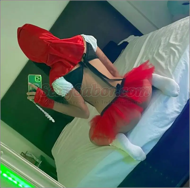 Imagen del perfil de Mimi en Microcentro: 02
