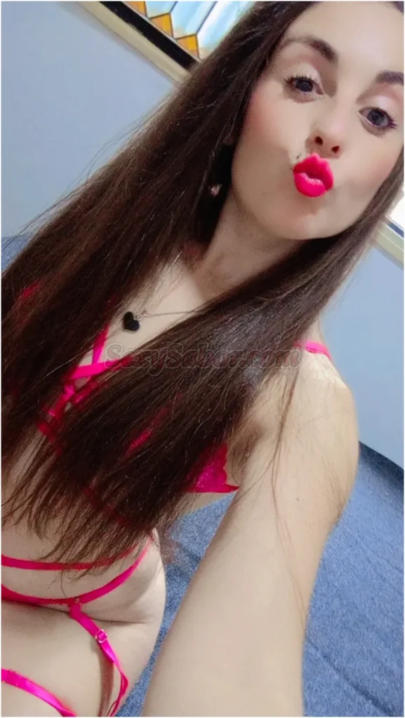 Brenda en Microcentro — 02